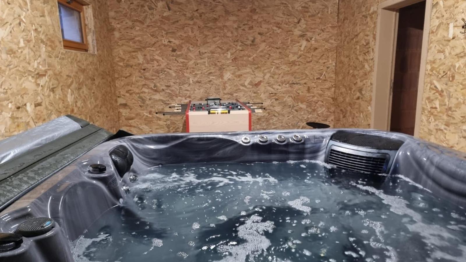 比桑Les Randogodilleurs Avec Jacuzzi A 2Kms Des Pistes Et 350M Du Theatre Du Peuple !别墅 外观 照片