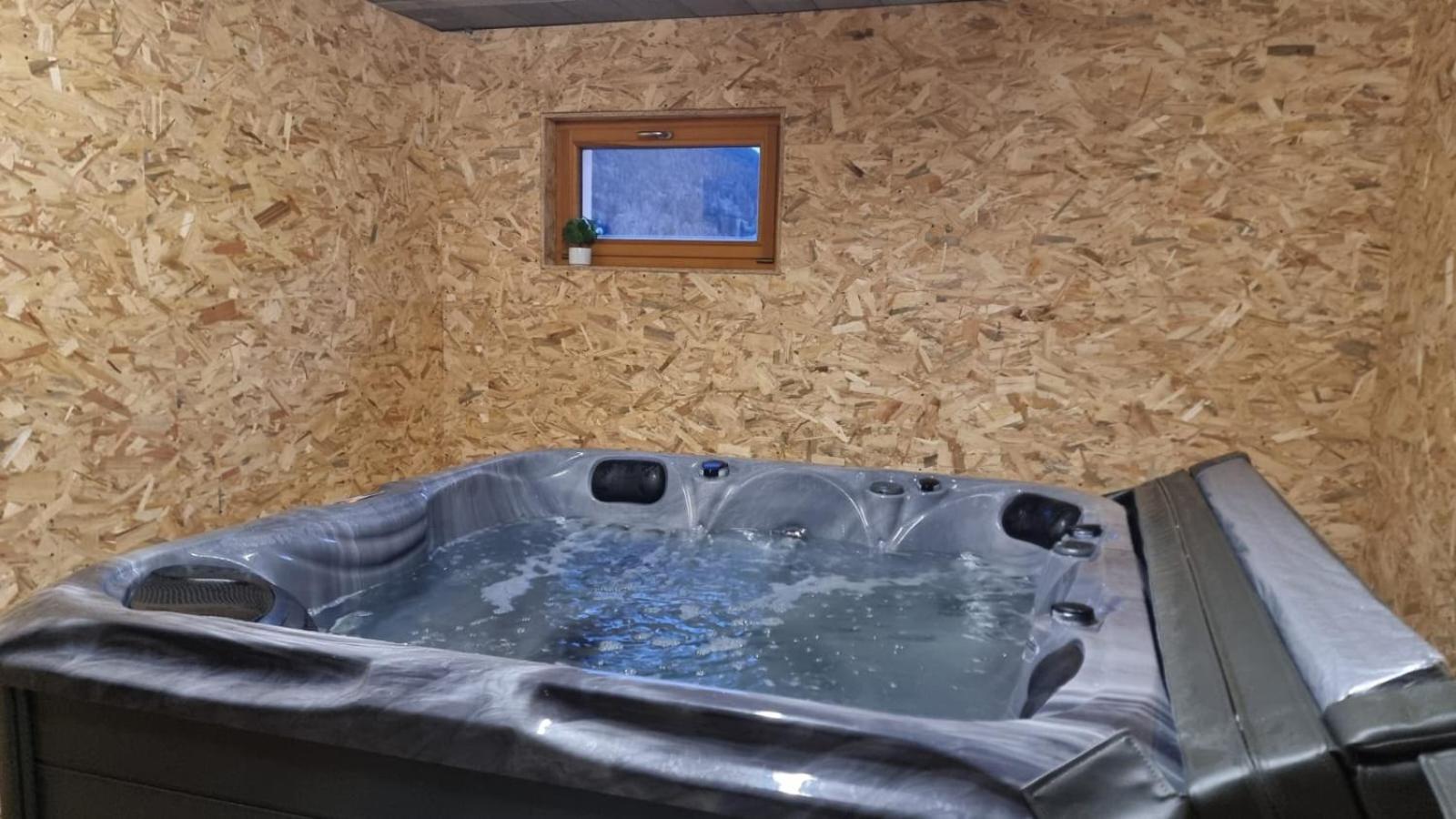比桑Les Randogodilleurs Avec Jacuzzi A 2Kms Des Pistes Et 350M Du Theatre Du Peuple !别墅 外观 照片