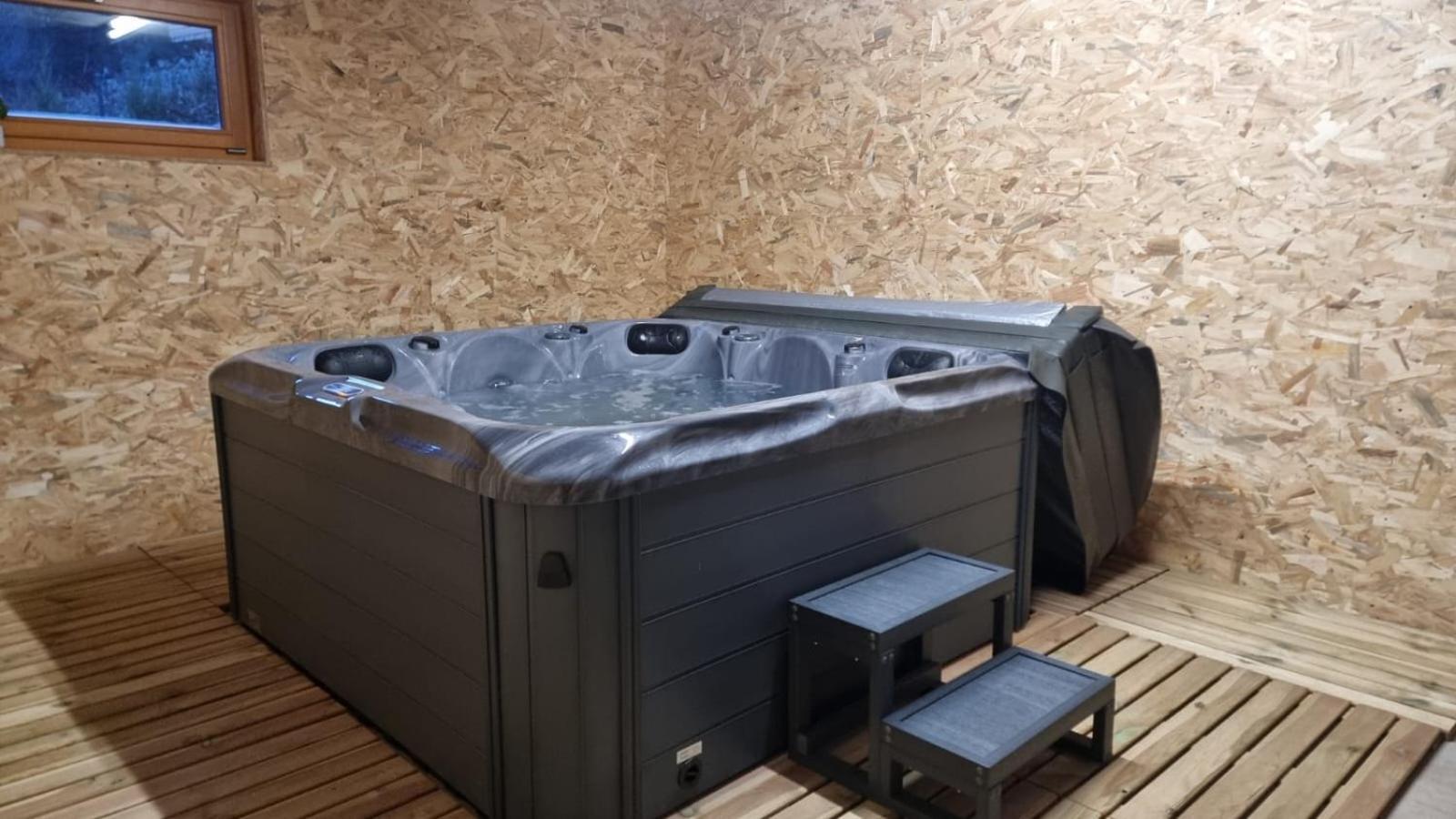 比桑Les Randogodilleurs Avec Jacuzzi A 2Kms Des Pistes Et 350M Du Theatre Du Peuple !别墅 外观 照片